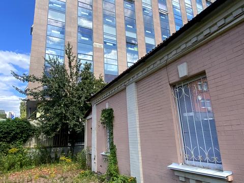 будинок за адресою Валерія Лобановського просп. (Червонозоряний), 56/21-А