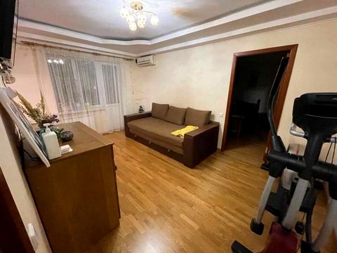 квартира за адресою Зої Бутенко вул. (Сєченова), 4