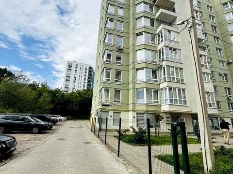 комерційна за адресою Щепова вул., 17