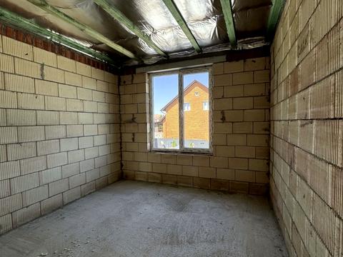 будинок за адресою Віктора Макогона вул.