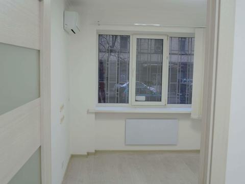 комерційна за адресою Левандовська вул. (Аніщенка), 14