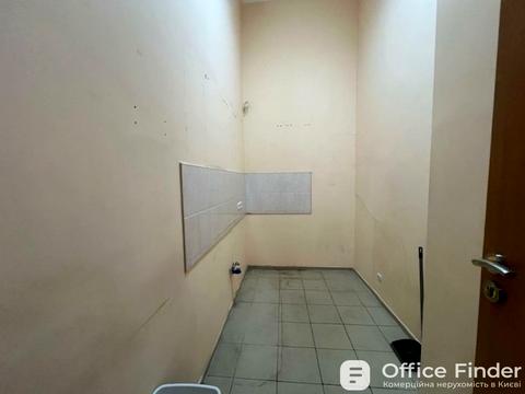 комерційна за адресою Олександра Кониського, 28а
