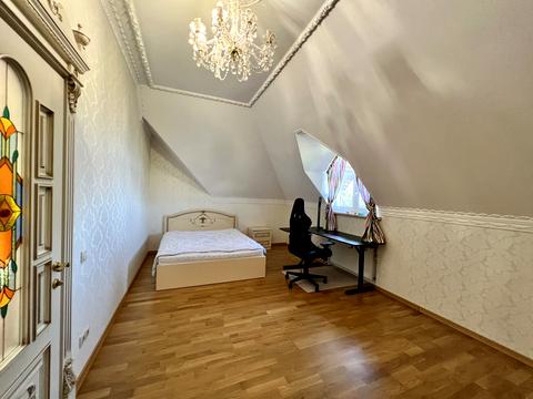 будинок за адресою с. Гатне, Андріївська вул., 10