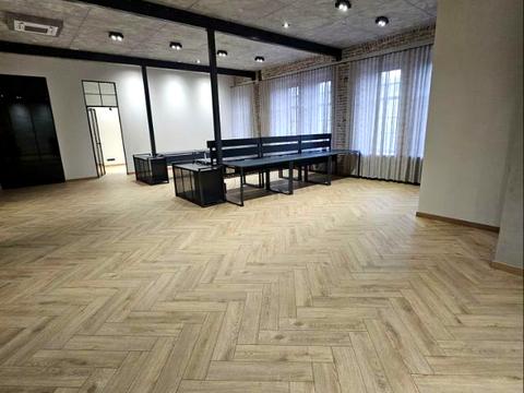 коммерческая по адресу Спиридоновская ул., 8