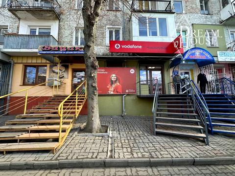 комерційна за адресою Нововолинськ, Винниченка вул., 1