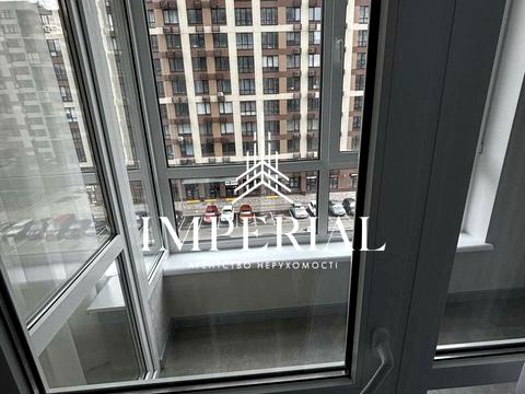 квартира за адресою Олександра Олеся вул., 4