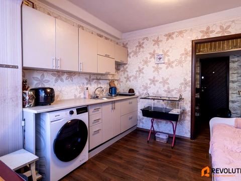 квартира за адресою Героїв полку "Азов" вул. (Маршала Малиновського), 6-Б