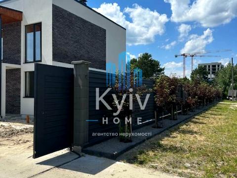 будинок за адресою с. Вишеньки, Приозерна, 7