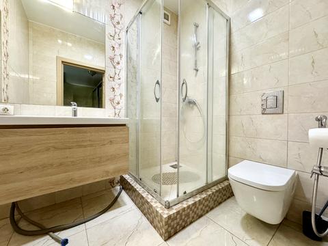 квартира за адресою Левка Лук'яненка вул. (Василя Жуковського), 18