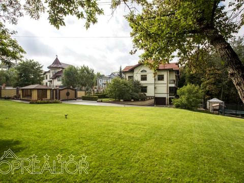 будинок за адресою Білої Акації вул., 32