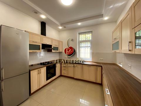 будинок за адресою Стратегічне шосе (Науки), 48