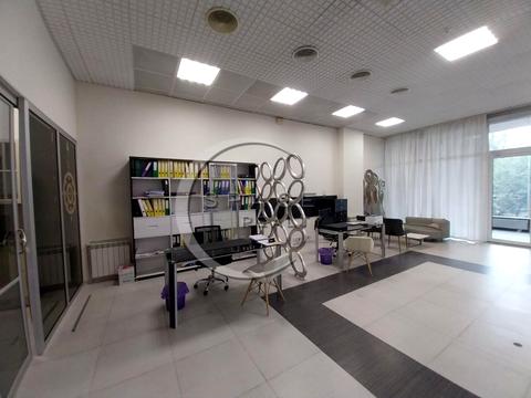 комерційна за адресою Жилянська вул., 59