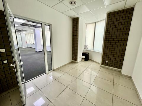 комерційна за адресою Січових Стрільців вул. (Артема), 4-Д