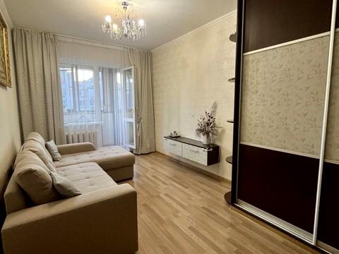 квартира за адресою Вахтанга Кікабідзе вул. (Булгакова), 4