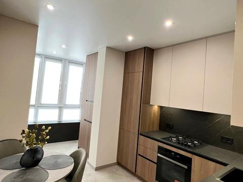 квартира по адресу Домбровського ул., 3