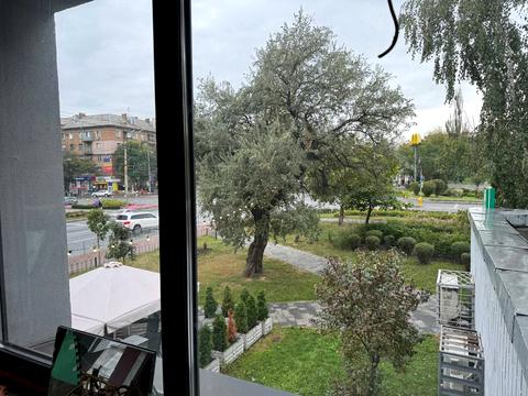 коммерческая по адресу Вышгородская ул., 28/1