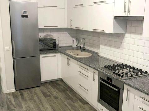 квартира за адресою Залізнична вул., 7