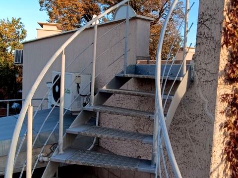 будинок за адресою Дачна вул., 8а