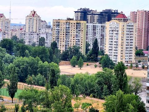 квартира за адресою Володимира Івасюка просп. (Героїв Сталінграду), 51