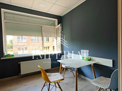 комерційна за адресою Олени Теліги вул., 5