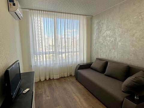 квартира за адресою Дніпровська набережна вул., 15-К