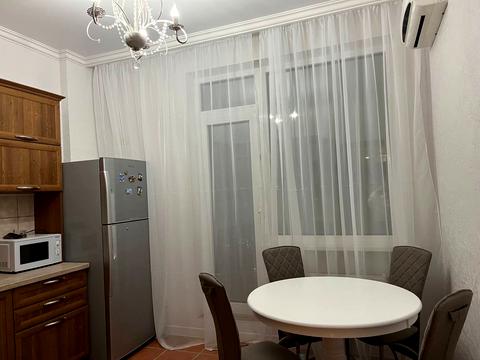 квартира за адресою Аркадійське плато вул. (Гагаринське плато), 5а к2
