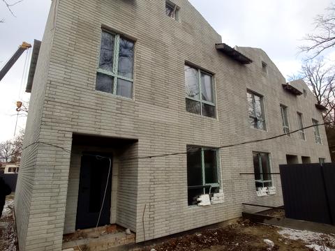 будинок за адресою Українська вул.