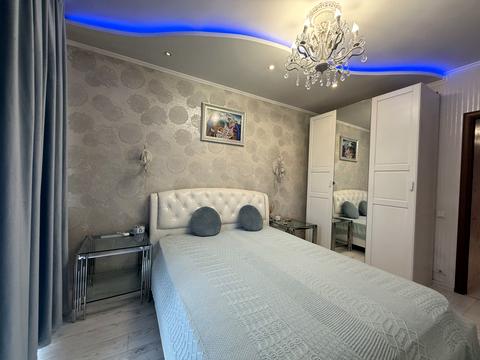 квартира за адресою Володимира Івасюка вул., 7