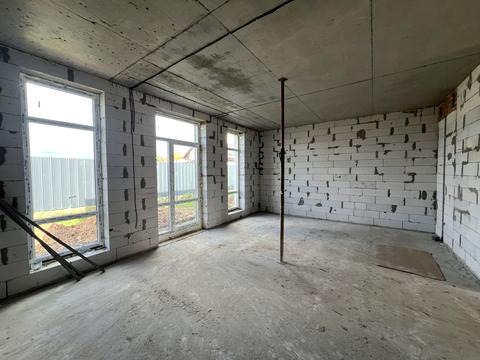 дом по адресу с. Святопетровское, 9-го травеня