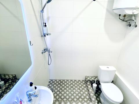 квартира за адресою Ревуцького вул., 40-В
