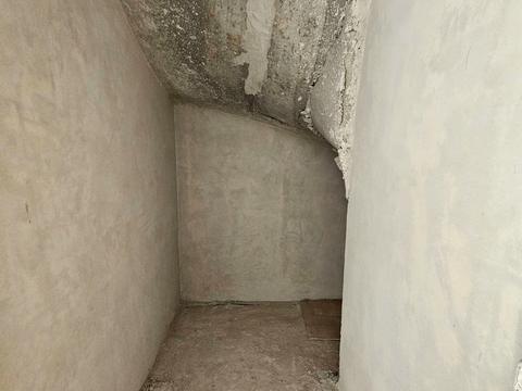 будинок за адресою Місячна вул.