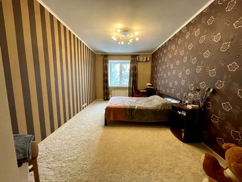 квартира за адресою Дениса Монастирського вул. (Василя Сурікова), 5а