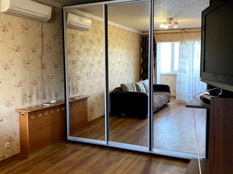 квартира за адресою Юрія Кондратюка вул. (Комунарівська), 24