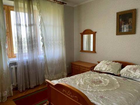 будинок за адресою Богдана Хмельницького вул., 10