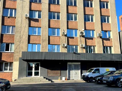 комерційна за адресою Зелена вул., 204