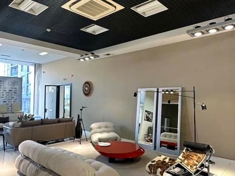 комерційна за адресою Жилянська вул., 59