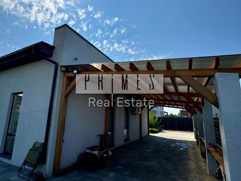 дом по адресу Київська ул.