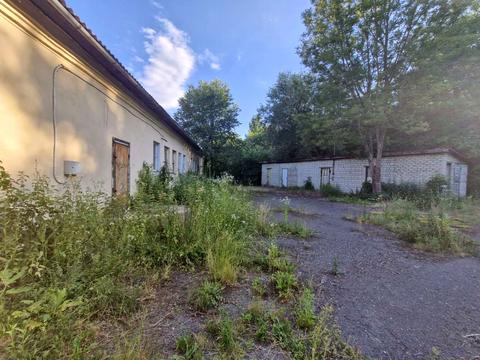 коммерческая по адресу Центральна, 252