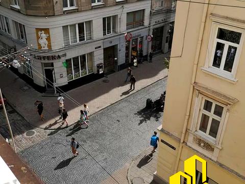 квартира по адресу Братьев Рогатинцев ул., 7
