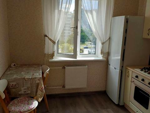квартира за адресою Сержа Лифаря вул. (Олександра Сабурова), 4
