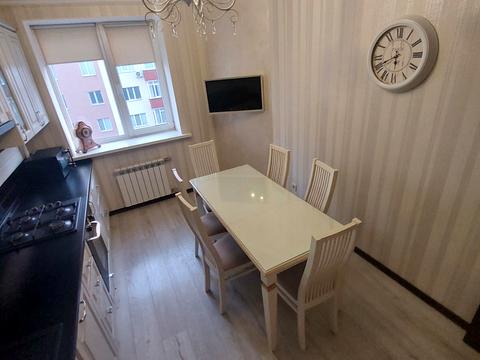 квартира за адресою Архітектора Старова вул., 14а