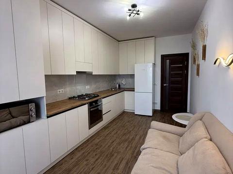 квартира за адресою Височана вул., 18