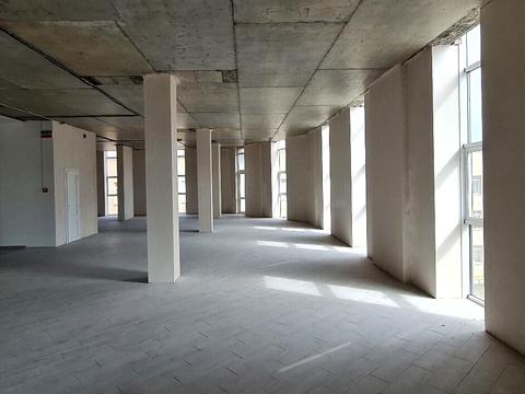 комерційна за адресою Проскурівського підпілля вул., 61