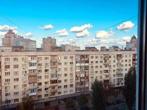квартира по адресу Леси Украинки бульв., 24