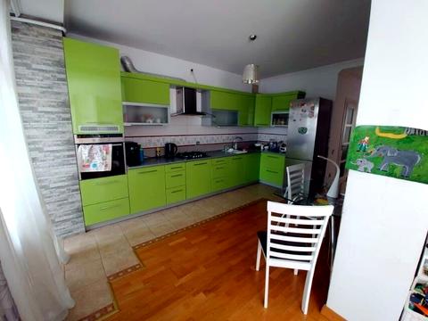 квартира за адресою Лазаренка, 1