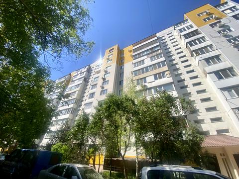 квартира за адресою Тополина вул., 8а