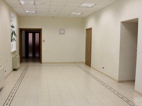 коммерческая по адресу Толстого Льва пл., 20