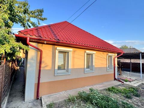 будинок за адресою Паризька вул., 10