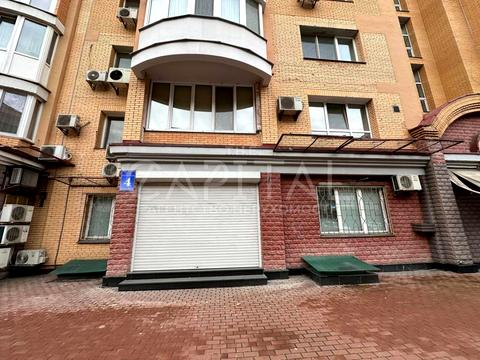 комерційна за адресою Володимира Івасюка просп. (Героїв Сталінграду), 4