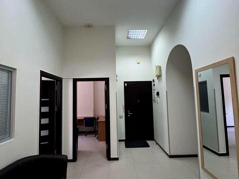 комерційна за адресою Шота Руставелі вул., 1